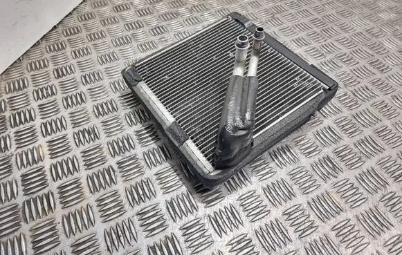 Air conditioning (A/C) radiator (interior)