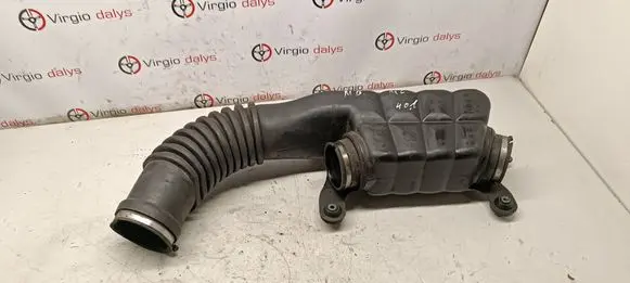 Mercedes-Benz ML W163 Intake resonator A6280901129