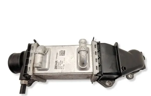 Volkswagen Polo V 6R Intercooler radiator DF524003 04B145749K