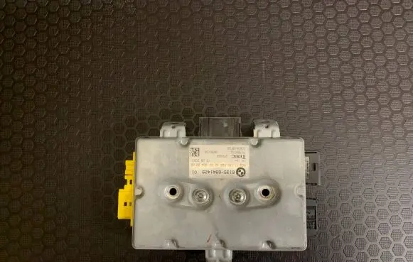 BMW 5 E60 E61 Door control unit/module 75789012 CCR3H15F38 6941429