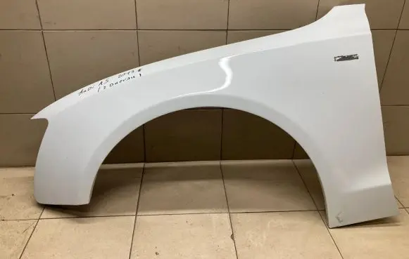 Audi A5 8T 8F Fender