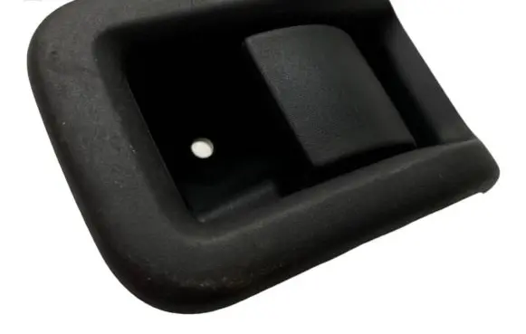 Volvo V70 Engine bonnet (hood) release handle 30779851