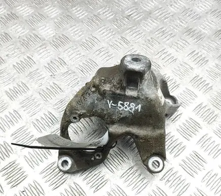 Volkswagen Touareg III Engine mounting bracket 4M0199307BG
