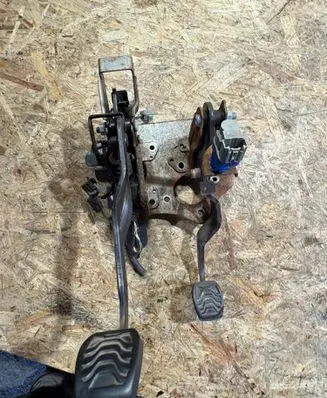 Ford Transit Custom Pedal assembly BK2T2B325DE