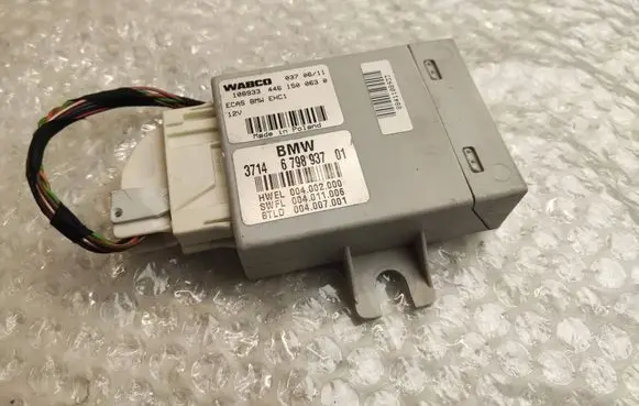 BMW 5 F10 F11 Suspension control unit/module 6798937 679893701 37146798937