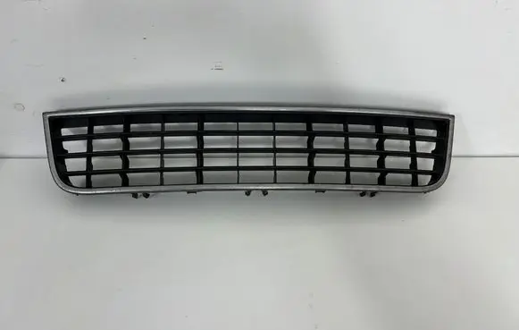 Audi A6 S6 C5 4B Front bumper lower grill 4B0807683L