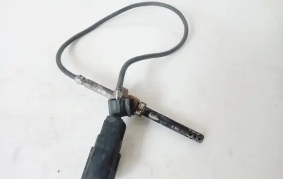 Volvo XC70 Exhaust gas temperature sensor 30729648A