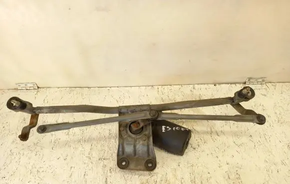 Ford Escort Wiper motor 85GB17B571AA 0390241307