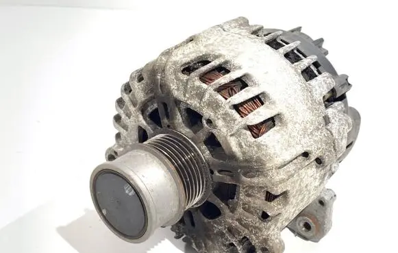 Volkswagen T-Roc Generator/alternator 04C903021A