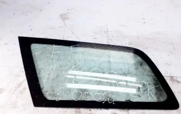 Ford Focus Rear side window