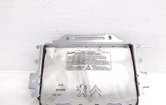 Peugeot 308 Passenger airbag 9681466680