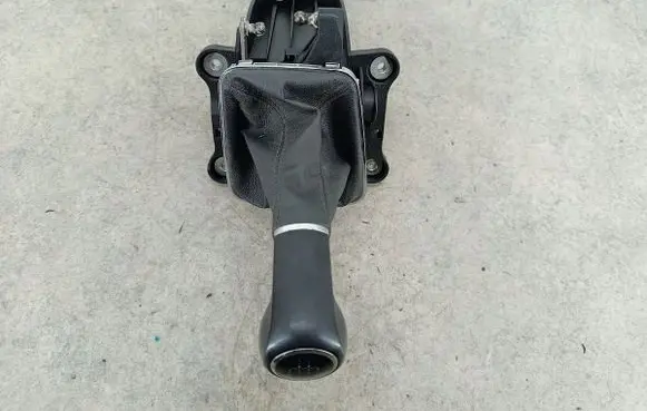 Opel Zafira B Gear shifter/selector 