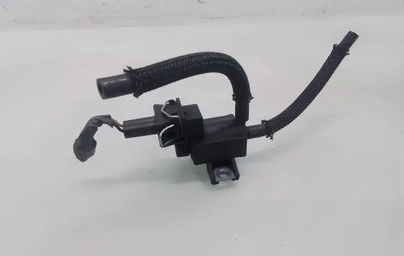Toyota Auris 150 Turbo solenoid valve 258600R010