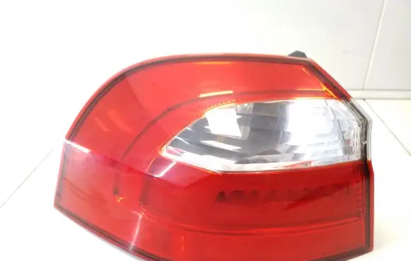 KIA Rio Rear/tail lights 924011W2