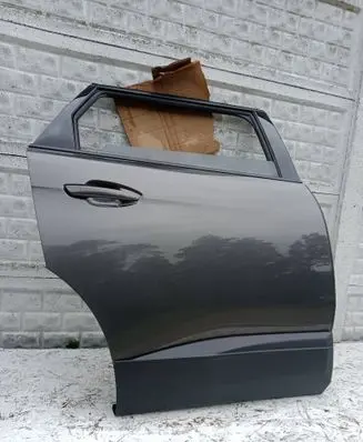 Peugeot 5008 II Rear door