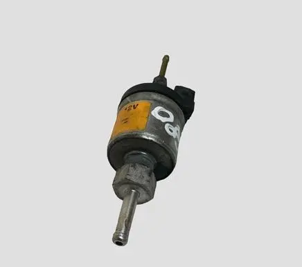 Toyota Avensis T250 Webasto auxiliary heater fuel pump 22454201 MF04828L