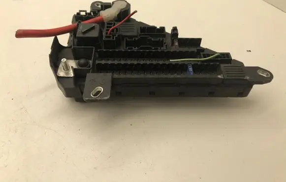 BMW 5 E60 E61 Fuse box set 913883001 518956057