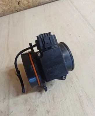 Ford Mondeo MK II Mass air flow meter 97BP12B579AA 9J112 8463776