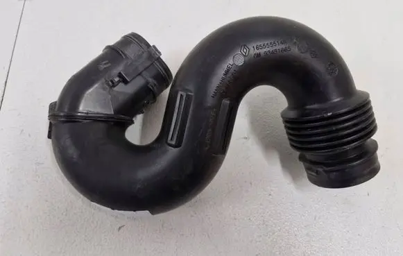Renault Trafic III (X82) Air intake hose/pipe 165555514R