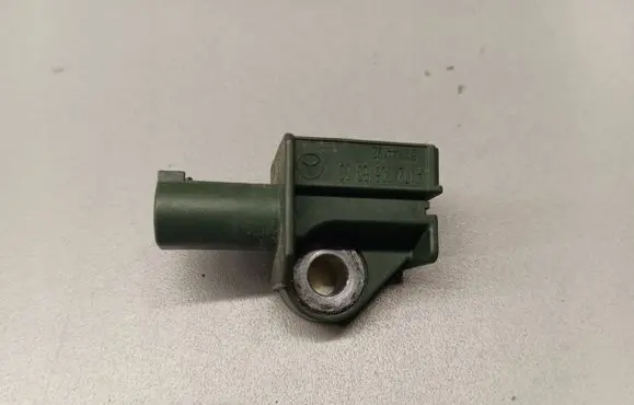 Mercedes-Benz E C207 W207 Airbag deployment crash/impact sensor A1729056000