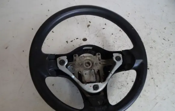 Mitsubishi Colt Steering wheel