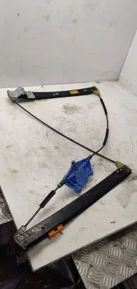 Audi A4 S4 B7 8E 8H Front door window regulator with motor 8E0837461C