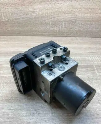 BMW 5 E60 E61 ABS Pump 6783360 0265960327 6774679