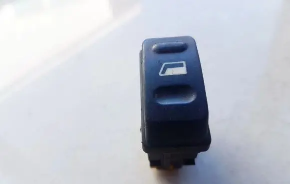 Renault Scenic I Electric window control switch