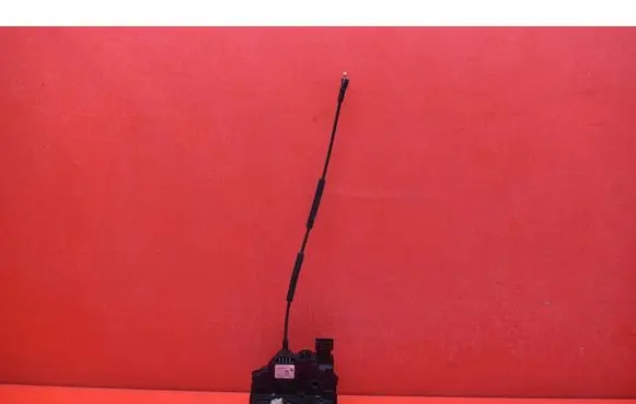 Opel Meriva B Front door lock 13258271EE