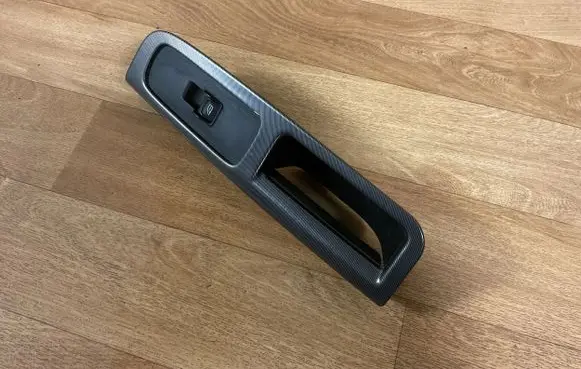 Volvo V50 Front door window switch trim 8663815 BSW464
