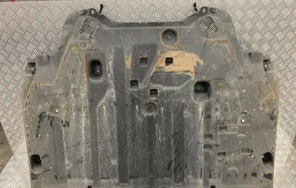 Citroen C4 III e-C4 Front underbody cover/under tray 9847060580