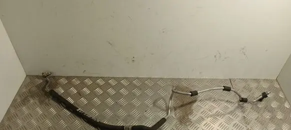 Air conditioning (A/C) pipe/hose