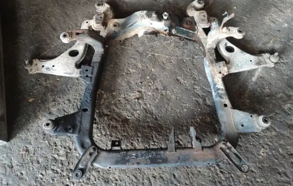 Opel Zafira A Front subframe