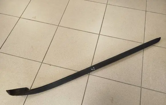 Hyundai i30 Windshield trim 861312L000