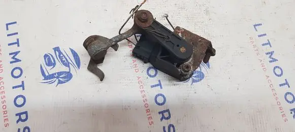 BMW 5 E60 E61 Headlight/headlamp level sensor 1093697