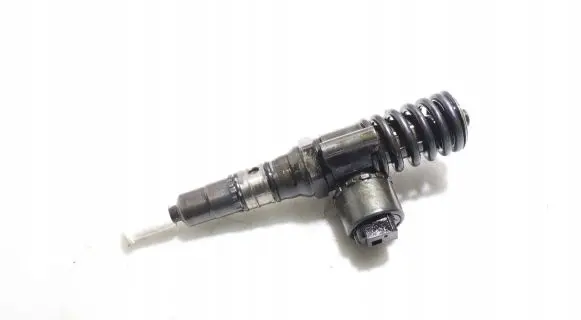 Seat Leon (1P) Fuel injector 0414720404