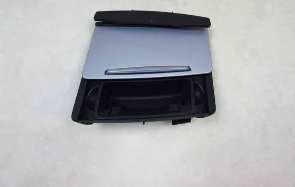 Audi A6 S6 C6 4F Car ashtray 4F2857951B 52752