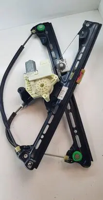 Citroen C4 II Picasso Front door window regulator with motor 9675924680