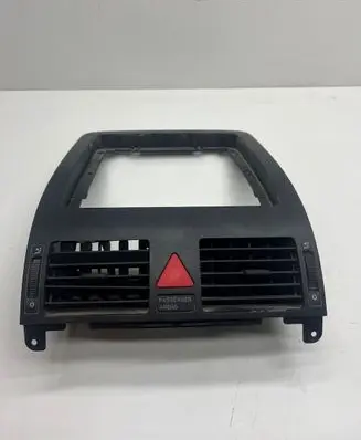 Volkswagen Touran I Dash center air vent grill 1T1819728C