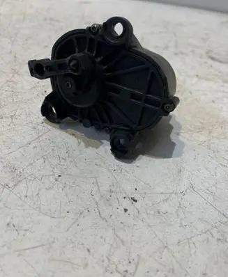 BMW X5 E70 Intake manifold valve actuator/motor 7811299 0280251002