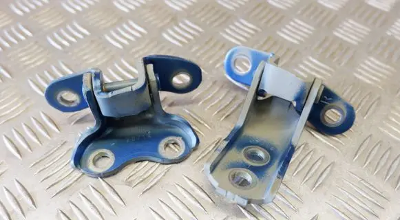 Toyota Auris E180 Front door hinge set 6871002060 6873002050