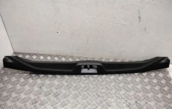 Volvo V70 Trunk/boot sill cover protection