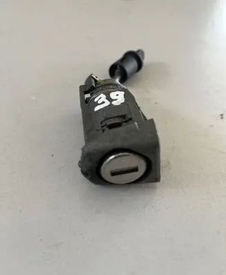 Audi A3 S3 8V Coupe door lock (next to the handle) 8V1837167