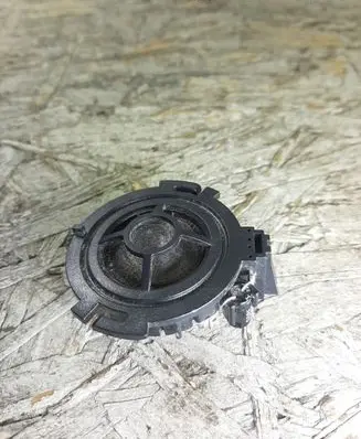 Audi A6 S6 C6 4F Front door high frequency speaker 4F0035399A