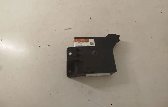 Toyota Yaris Comfort/convenience module 886500D190