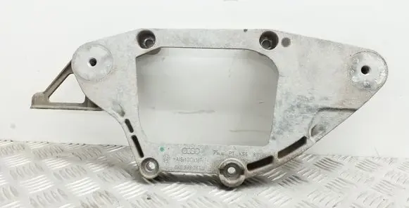 Audi A6 Allroad C7 Rear differential/diff mount bracket 8K0599287J