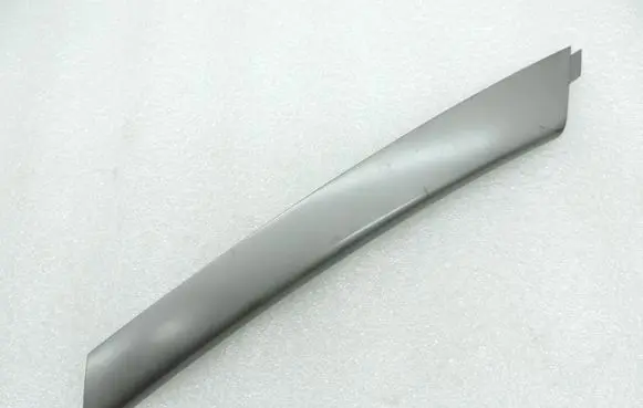 Volkswagen Tiguan Rear door glass trim molding 5N0867172C