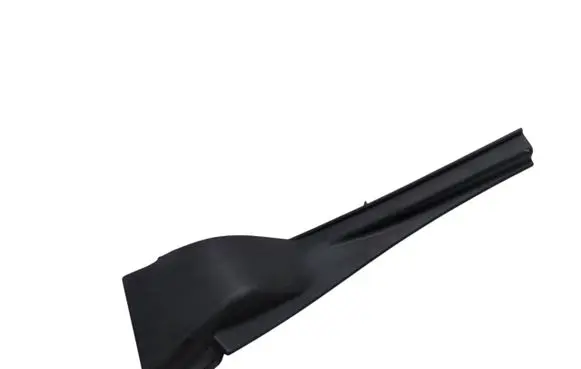 Windshield trim