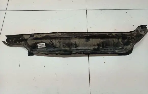 Audi A3 S3 8P Wiper trim 