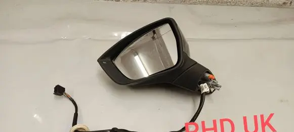 Seat Ateca Front door electric wing mirror 